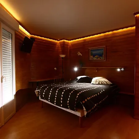 Apartment De Tara - Grand Esprit - Piscine Chauffee - Geneve